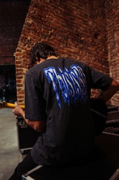 [031215G86] REMERA MC - MELT